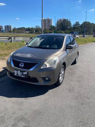 NISSAN VERSA 1.6 16V FLEX SL 4P MANUAL NISSAN VERSA 1.6 16V FLEX SL 4P MANUAL